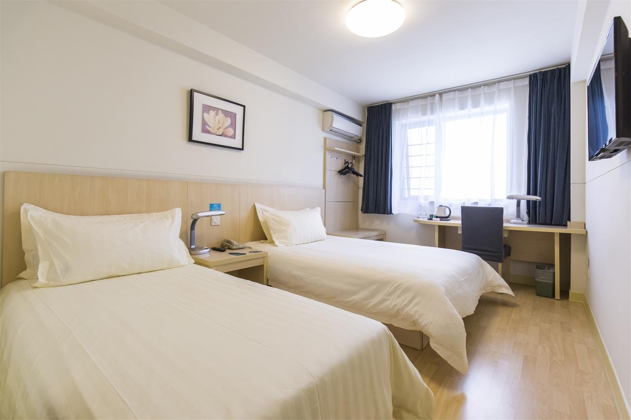 Jinjiang Inn Urumqi Hongqi Road Luaran gambar