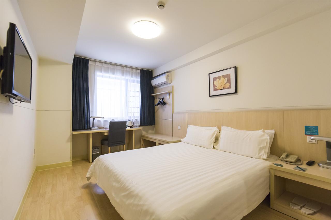 Jinjiang Inn Urumqi Hongqi Road Luaran gambar